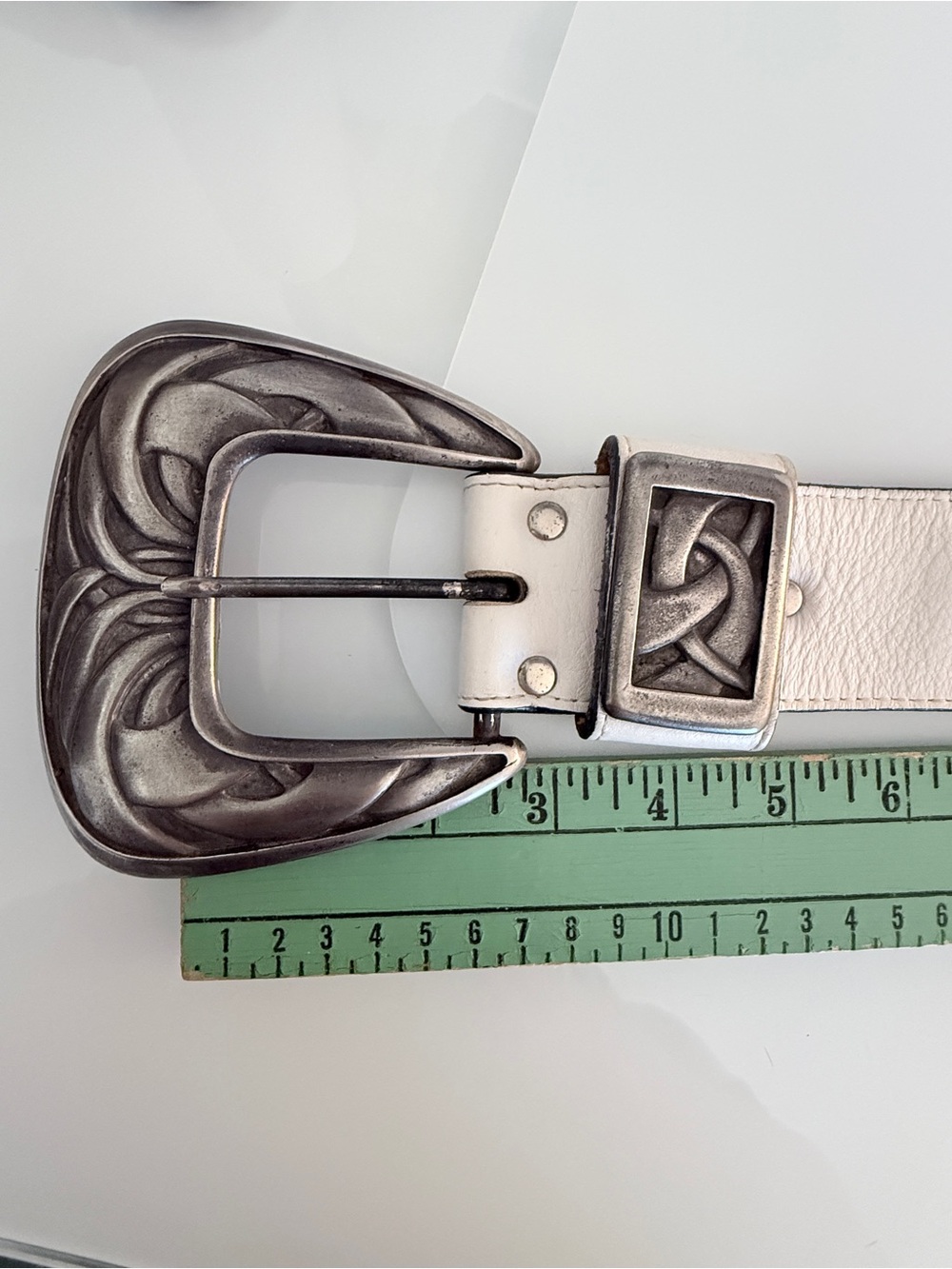 Streets Ahead White Leather Western Concho Belt | Made in USA | Size M - Picture 6 of 8